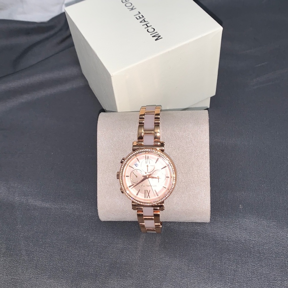 MK watch brand new with tag